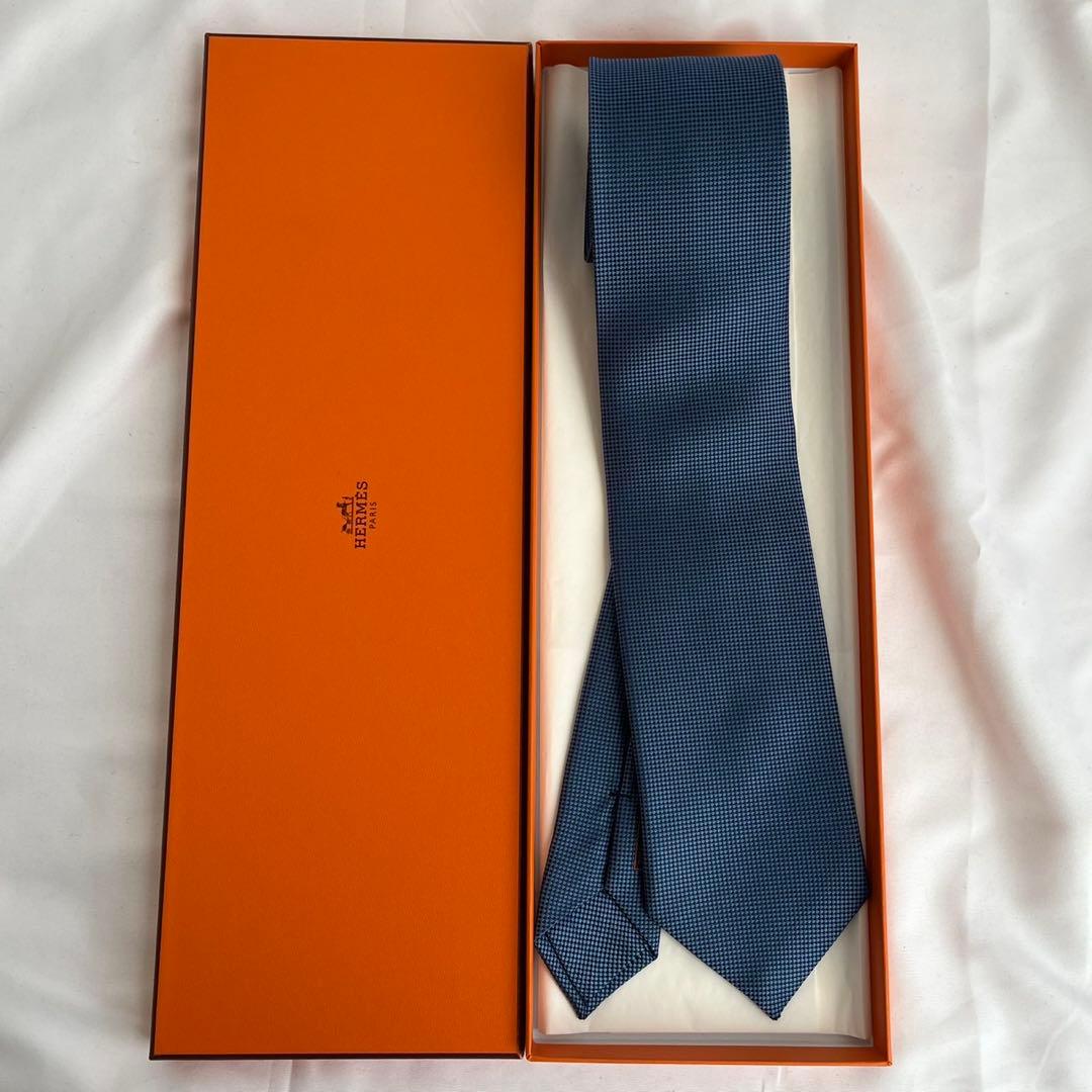 ✨未使用級✨　HERMES エルメス　ネクタイ　　シルク100% ブルー系