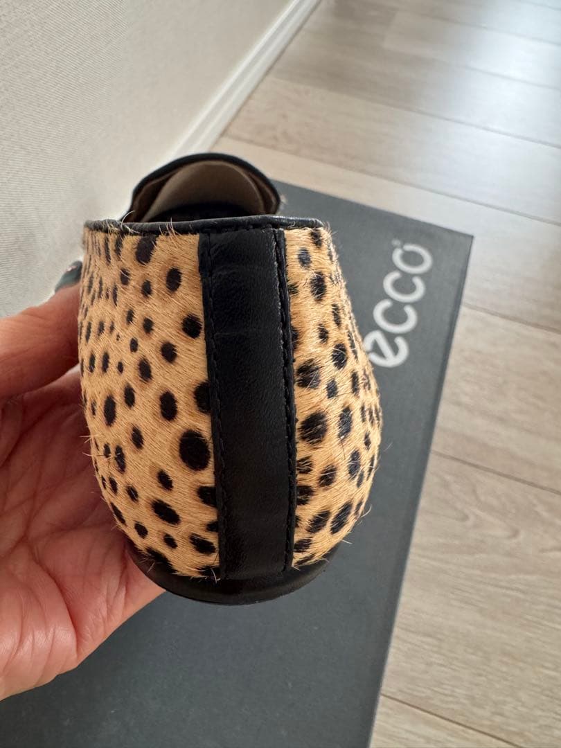 ecco レオパード柄 フラットシューズ