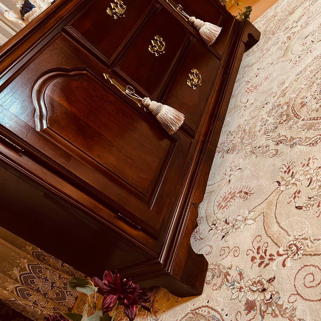 US製　アンティーク　キャビネット　チェスト　アメリカ製　輸入家具　サイドボード