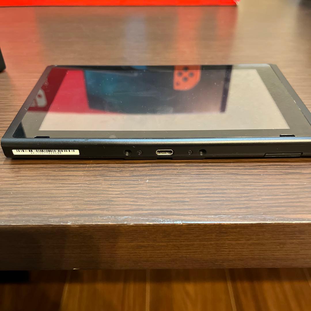 Nintendo Switch 2021年製セット　Joy-Con無し美品