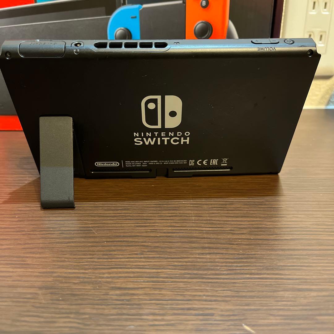 Nintendo Switch 2021年製セット　Joy-Con無し美品