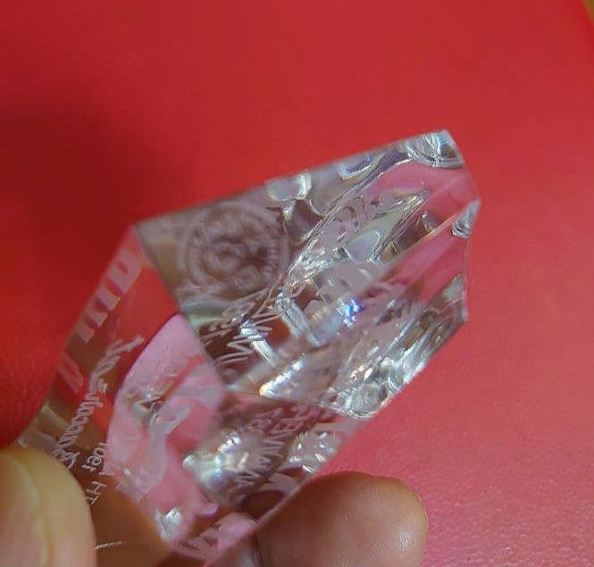 バカラ フラワーベース キリン80周年記念 (銘板つき) 花瓶