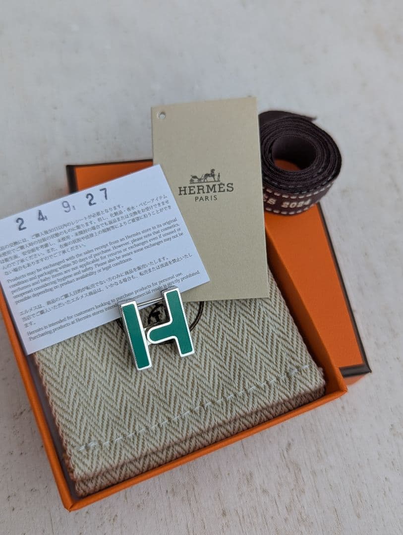 エルメス Hバスキュール 片耳ピアス グリーン 箱付き 美品