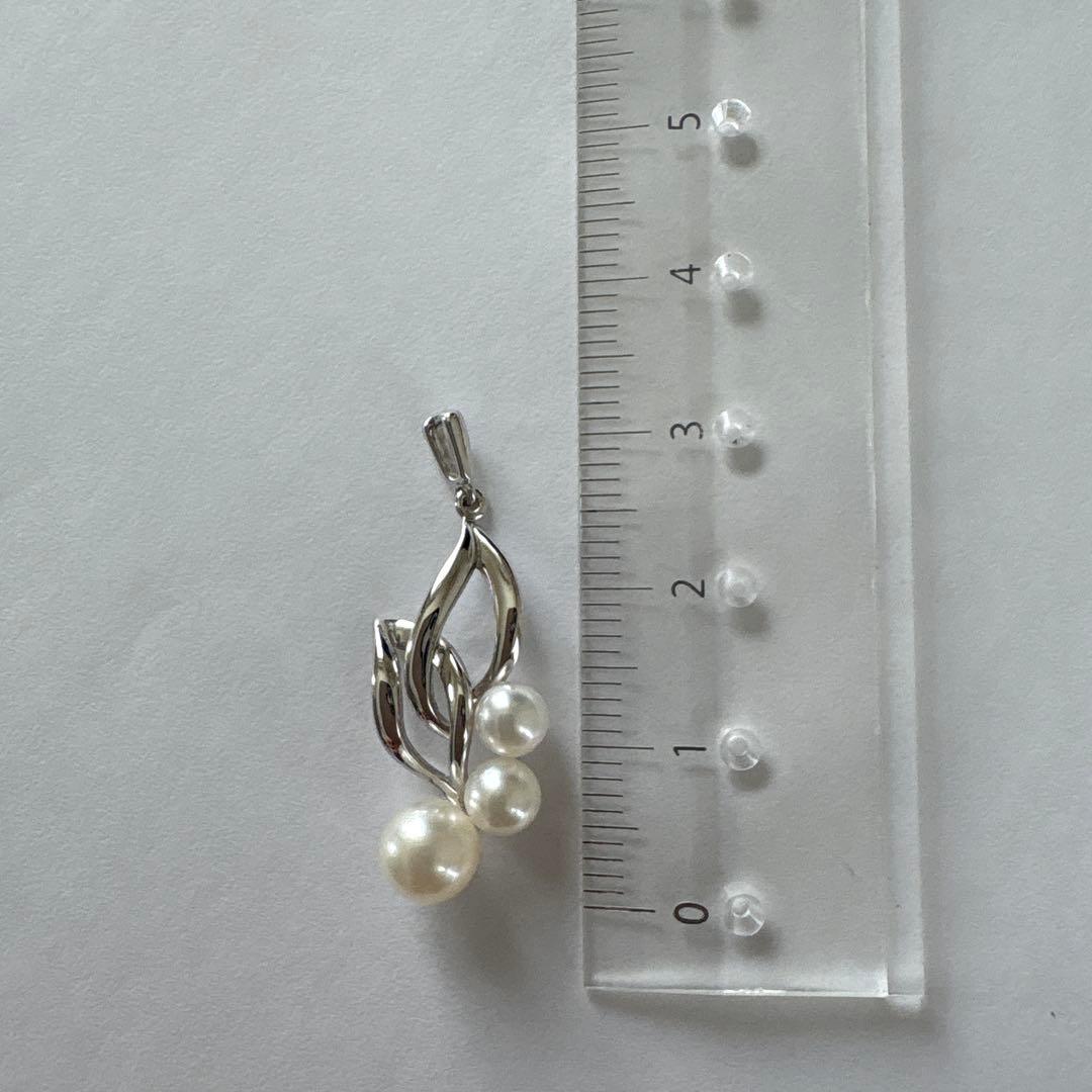 シルバーリーフモチーフパールチャーム