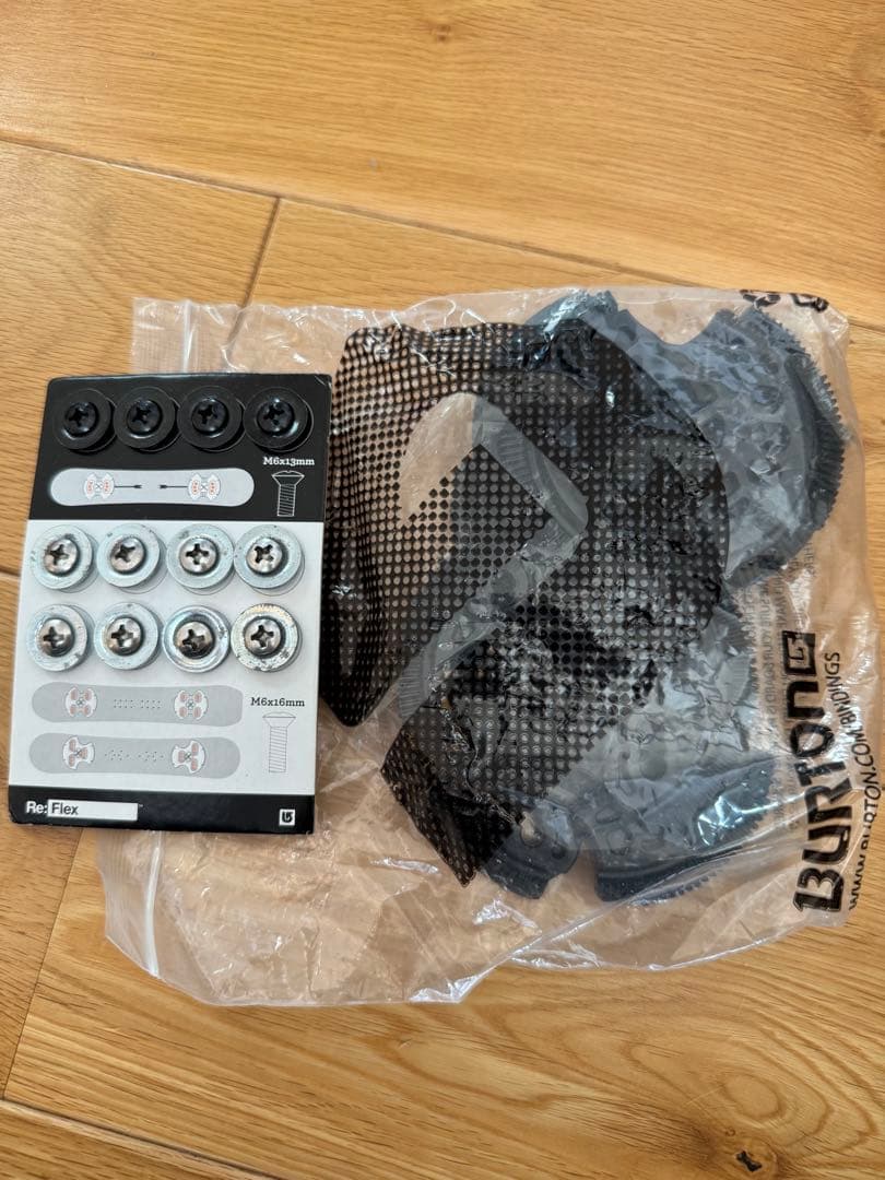 BURTON　GENESIS 2013 メンズビンディング Mサイズ