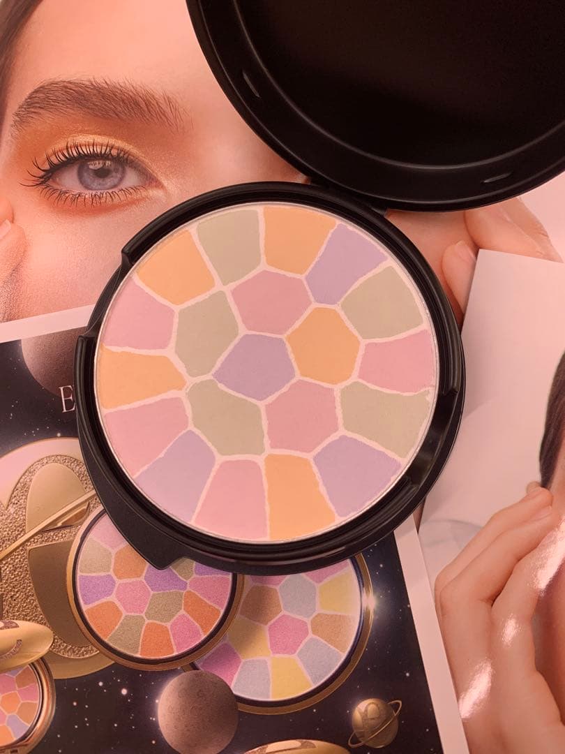 エレガンス ラ プードルオートニュアンス <フェイスパウダー＞ 8.8g １