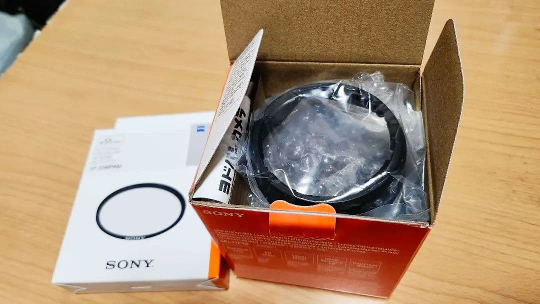 極美品E11mm　純正レンズプロテクター付き　SONY　F1.8　Eマウント