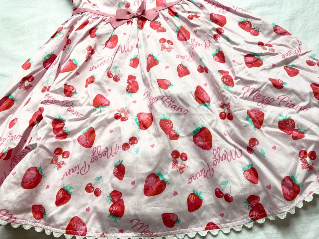 【新品】メゾピアノ いちご柄 パフスリーブ ワンピース ピンク 130cm