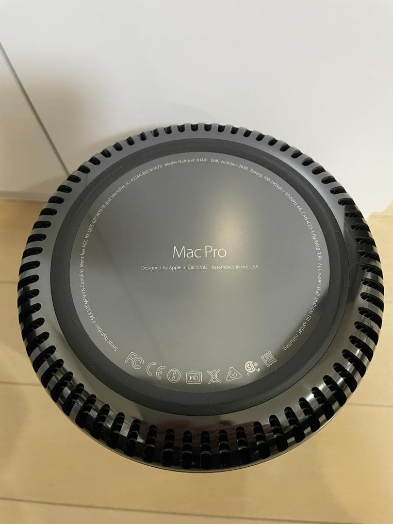 ガンモ◉Mac Pro Late2013②D50064GB SSD:2TB