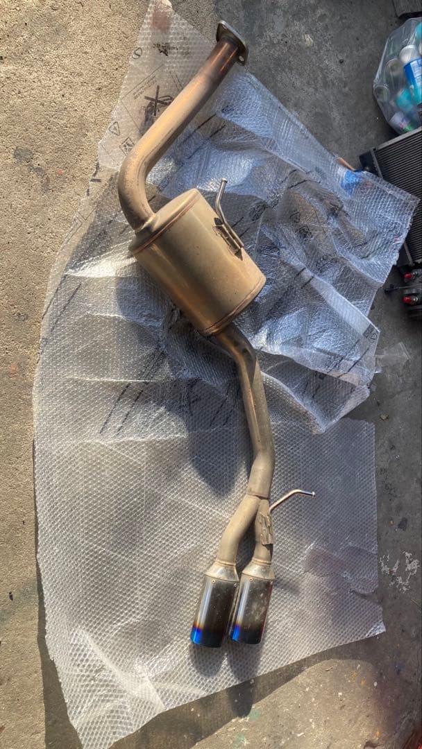 GANADOR 80 エスクァイア ノア ヴォクシー　マフラー