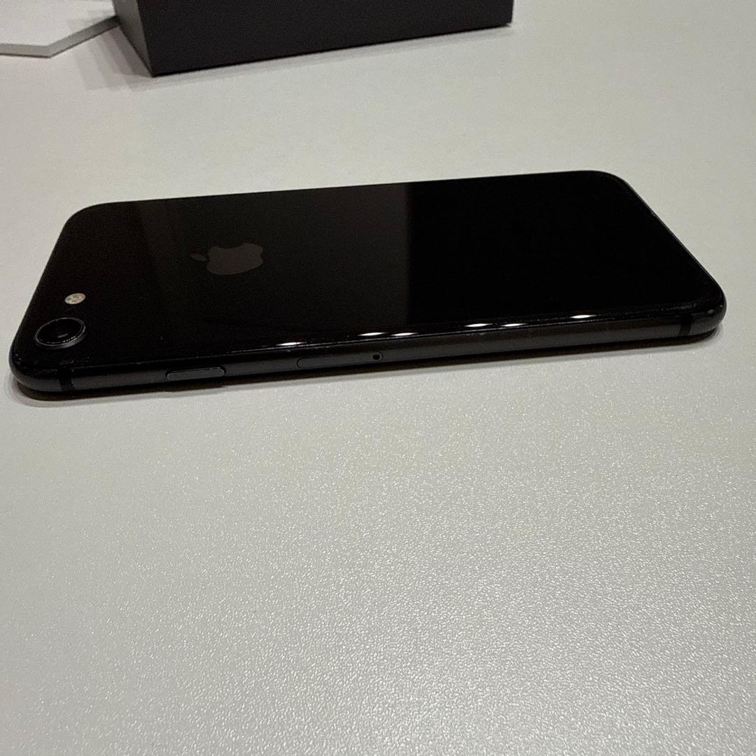 iPhone８64GB