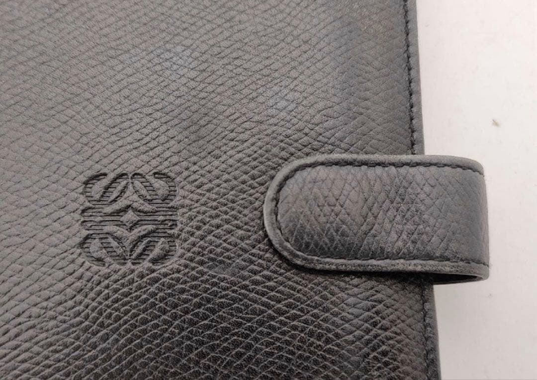 《希少‼️》LOEWE ロエベ　レザー二つ折り財布 値下げ⭕️