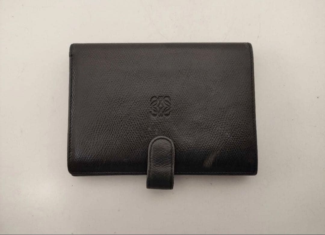 《希少‼️》LOEWE ロエベ　レザー二つ折り財布 値下げ⭕️