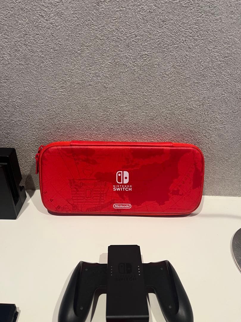 Switch 本体　スーパーマリオ オデッセイ