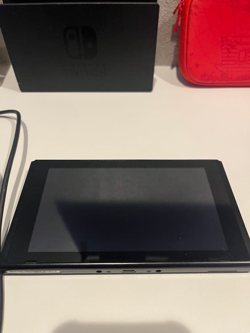 Switch 本体　スーパーマリオ オデッセイ