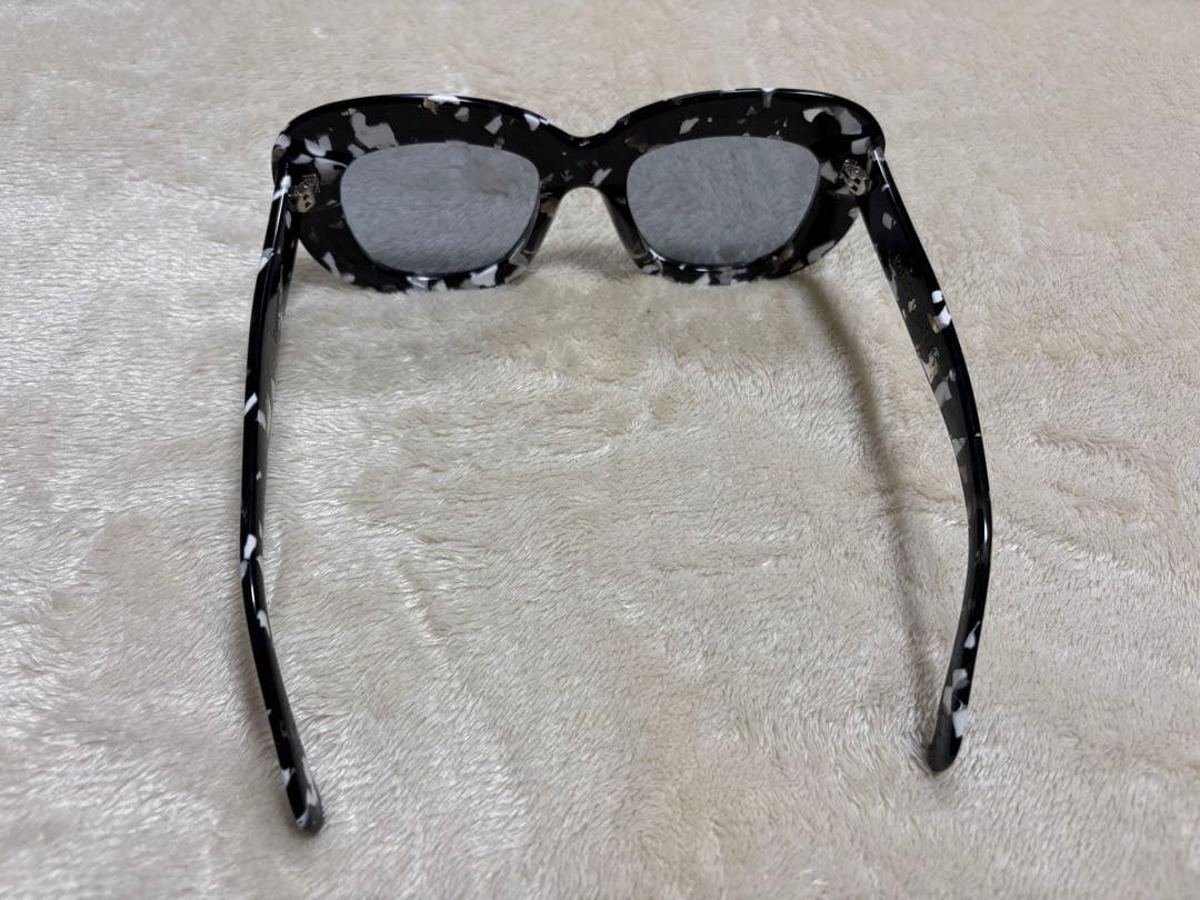 PANTY DROPPER アシンメトリックサングラス