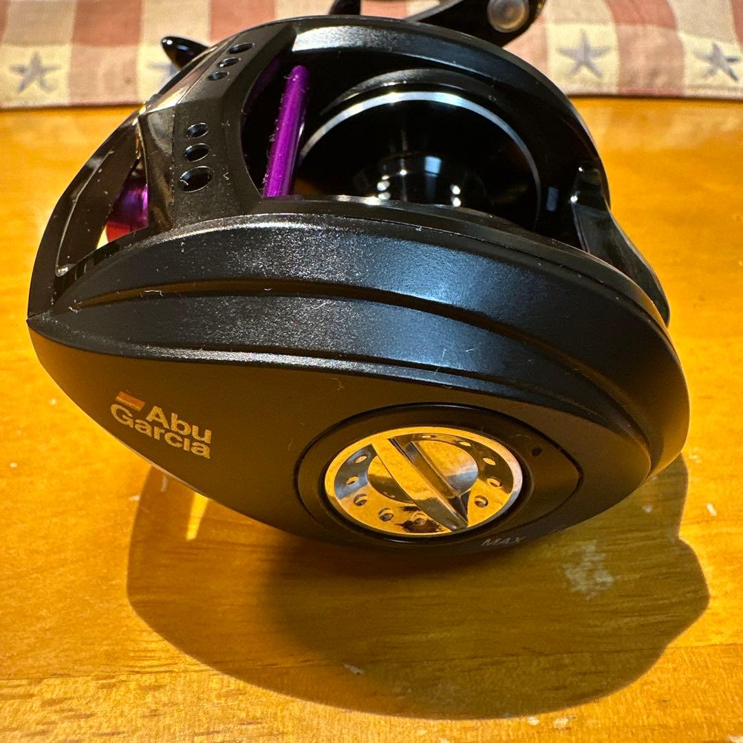 アブ　REVO MGX 右巻