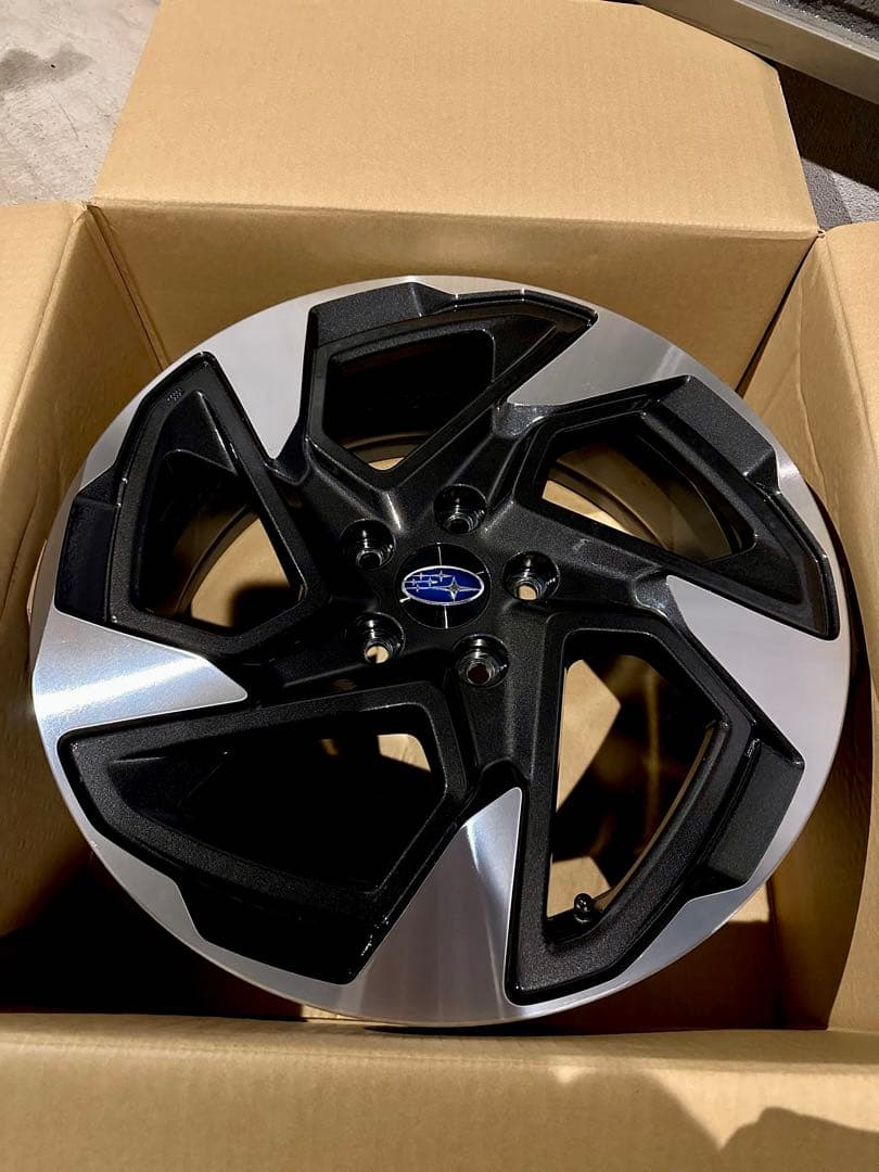 【値下げ】クロストレック純正18インチホイール4本セット