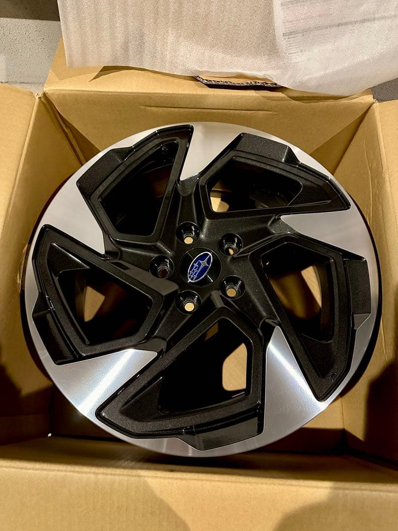 【値下げ】クロストレック純正18インチホイール4本セット