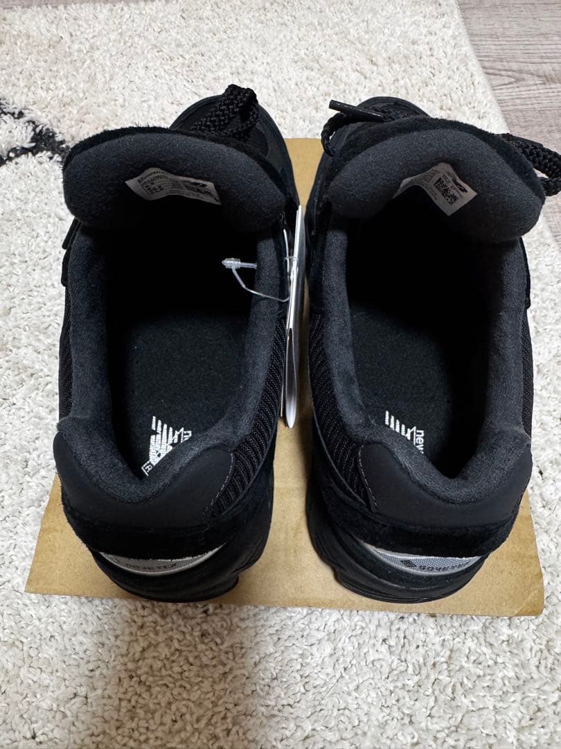 New Balance GORE-TEX M2002RXX ブラック