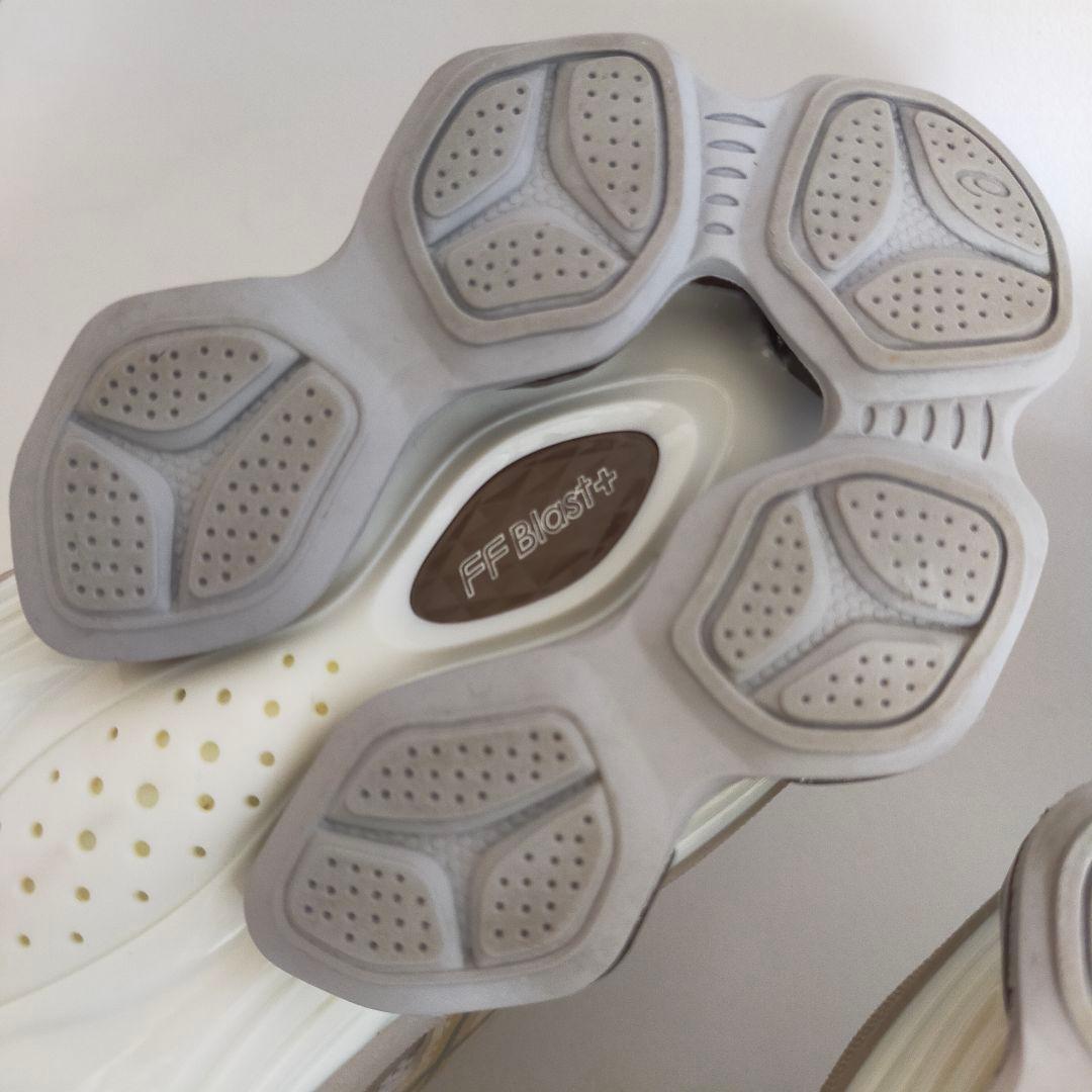 【ぷにぶにです】asics GEL-KINETIC FLUENT