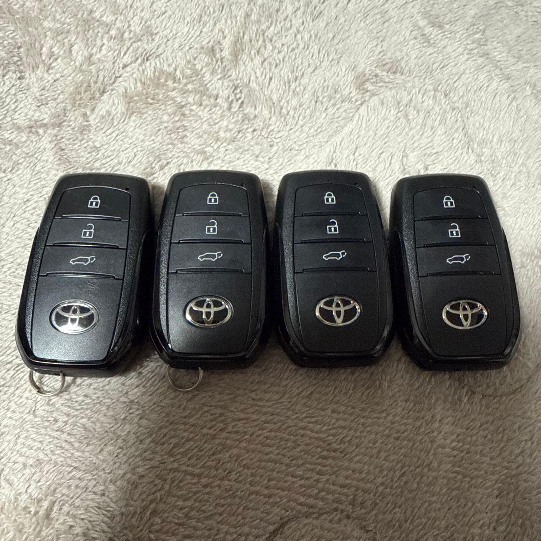 TOYOTA ハリアー　4個セット　スマートキー　トヨタ