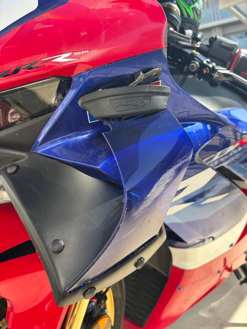 cbr1000rrr ヘットカウル　22年式色