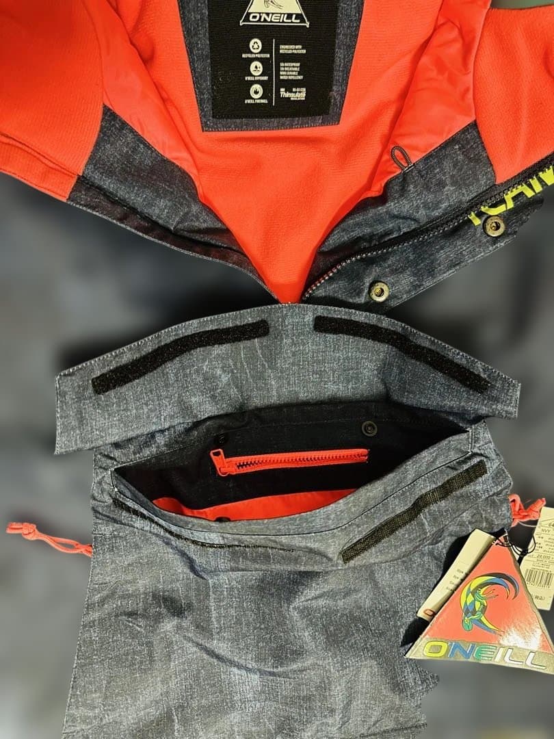 新品 O’NEILL スノボ スキー ジャケット スノーウェア雪遊び 防水10K