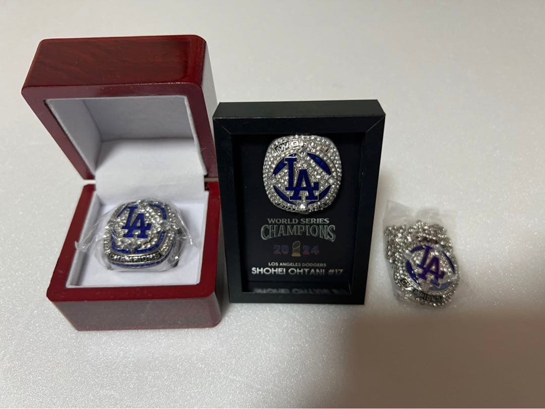 未使用保管品　大谷翔平　2024 ワールドシリーズ優勝記念品　3点セット