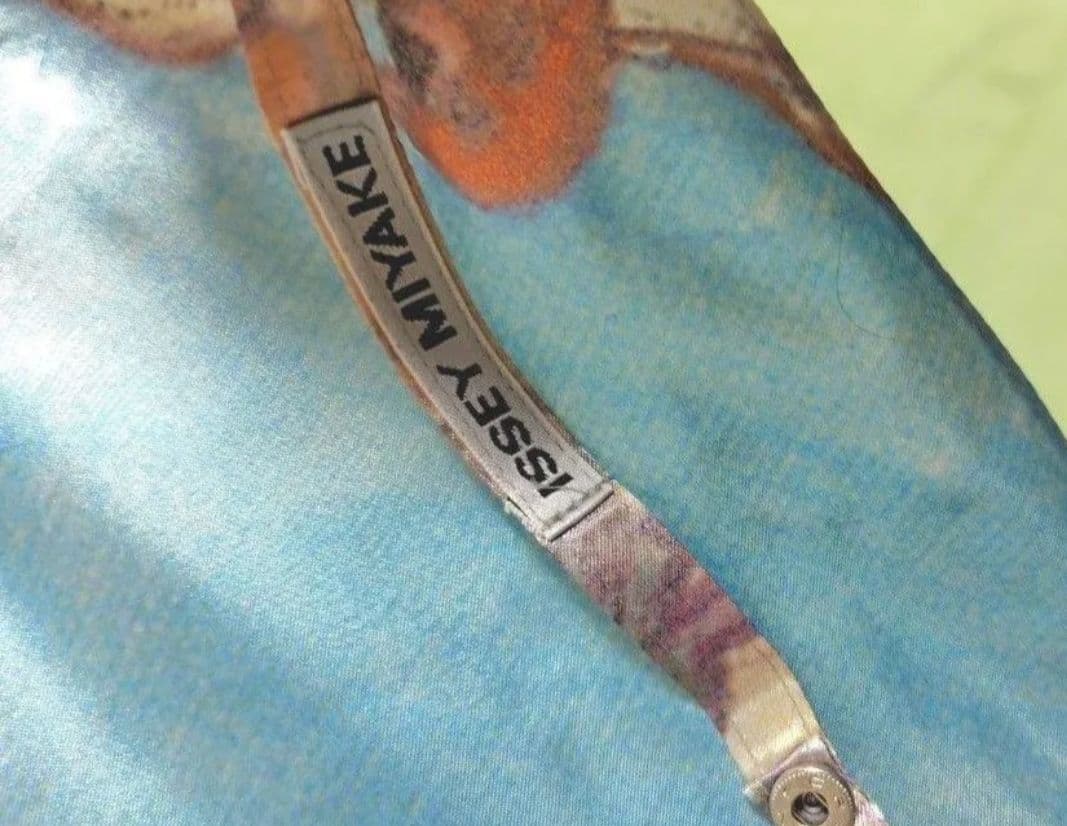 イッセイミヤケ　タカノ綾コラボ　折り畳み傘