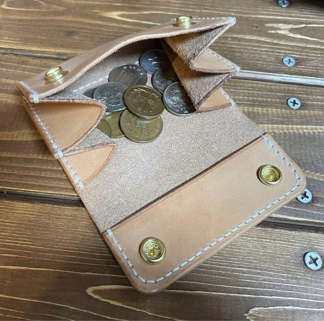 ショートトラッカーウォレット　栃木レザー　丘染めブラック　三つ折り　Nシルバー