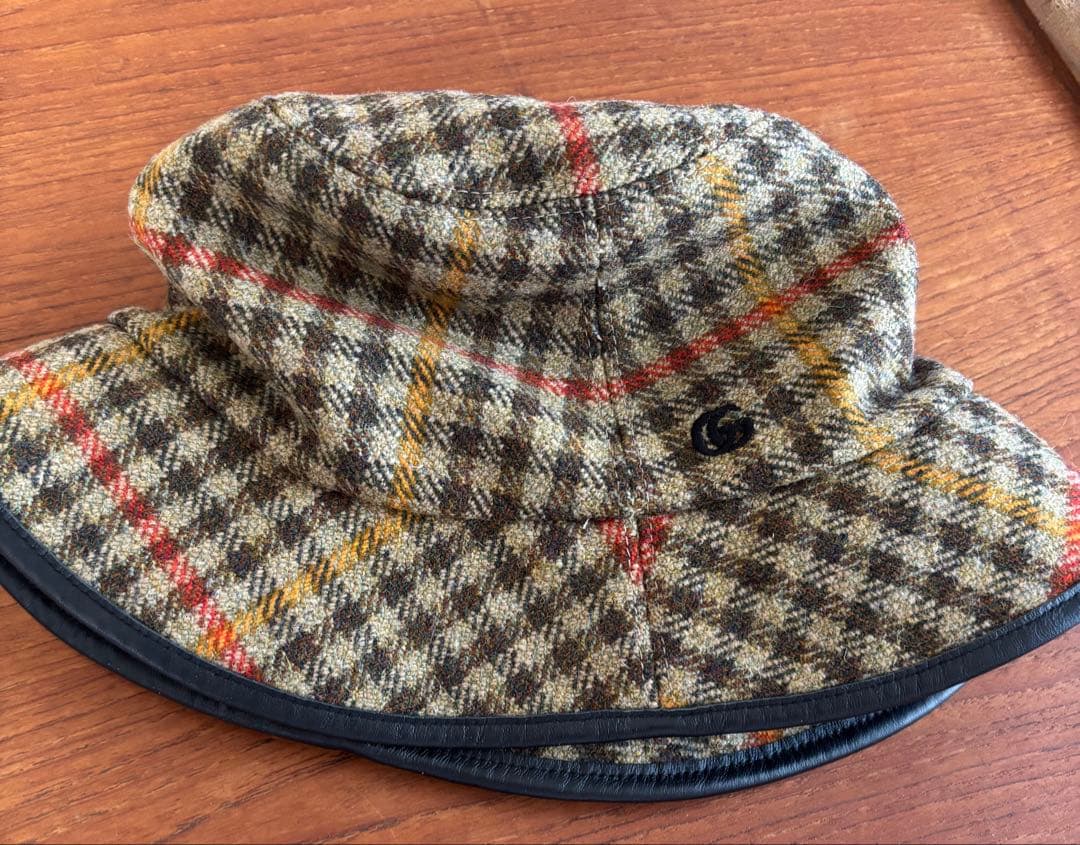 GUCCIチェック柄バケットハット