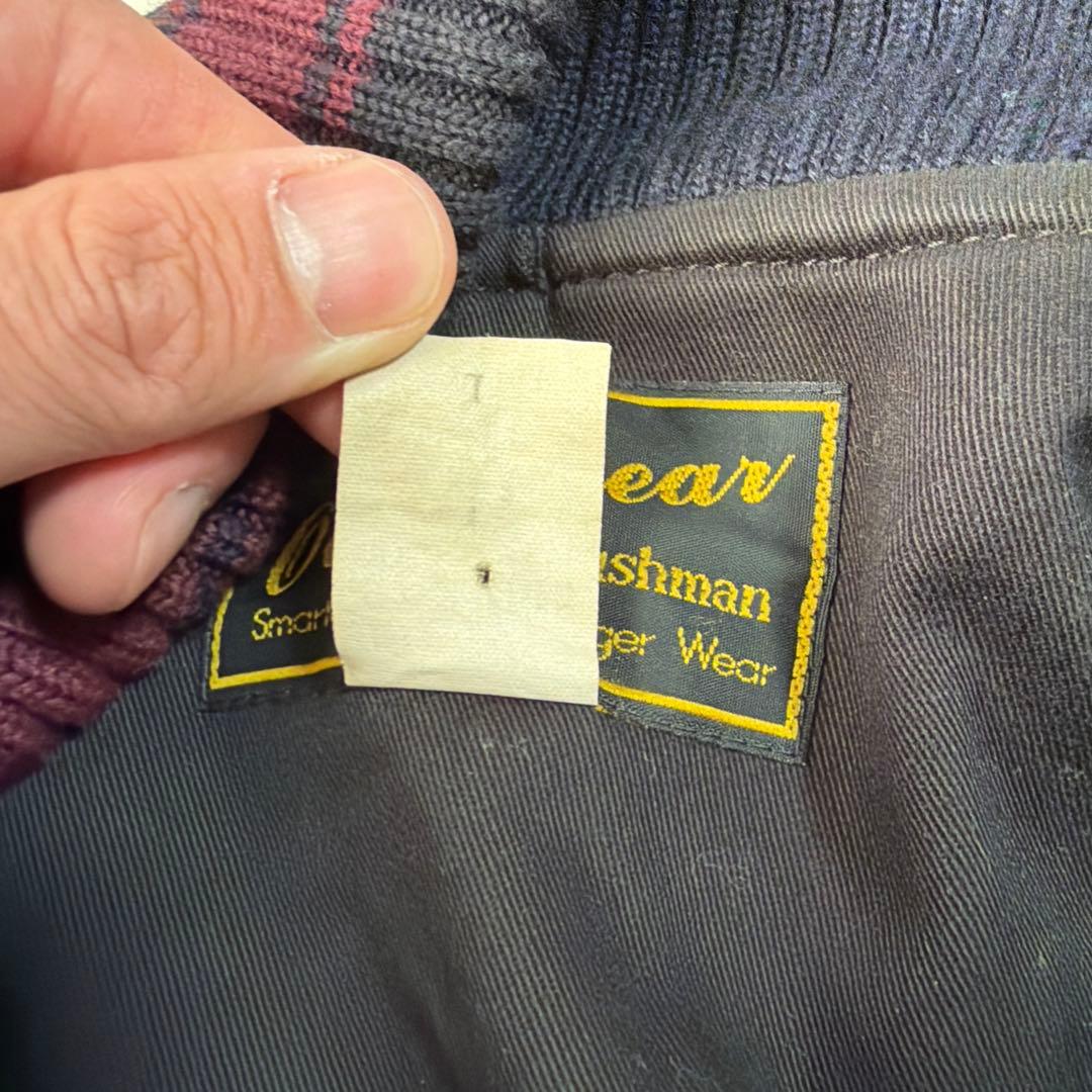 ジ*ス様 Cushma スタジャン