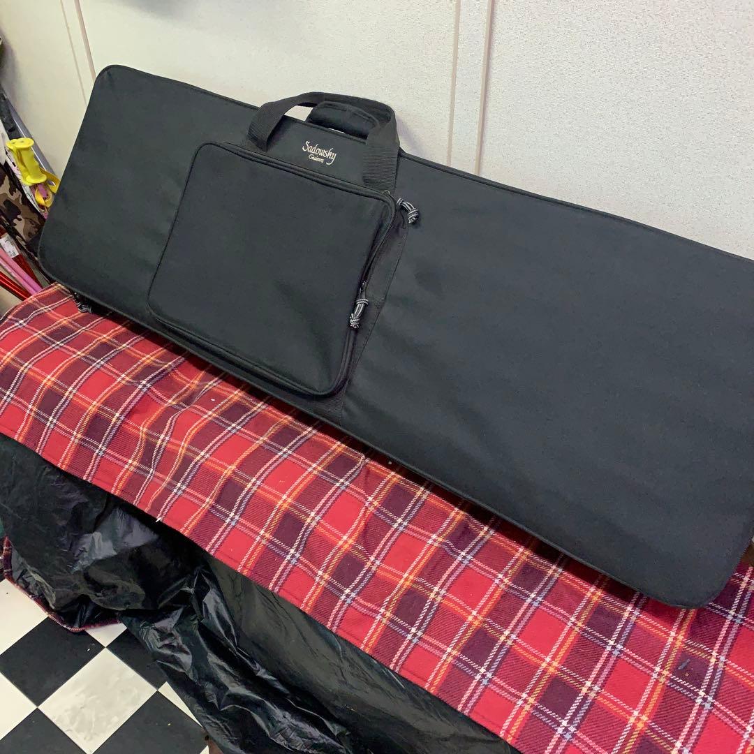 Sadowsky エレキベース用ケース