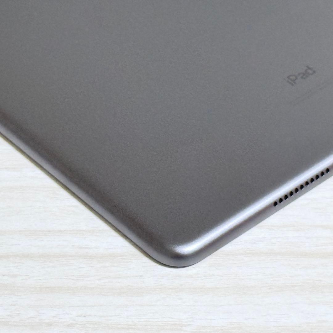 M*i様 美品 iPad Air 第3世代 スペースグレイ 64GB Wi-Fi