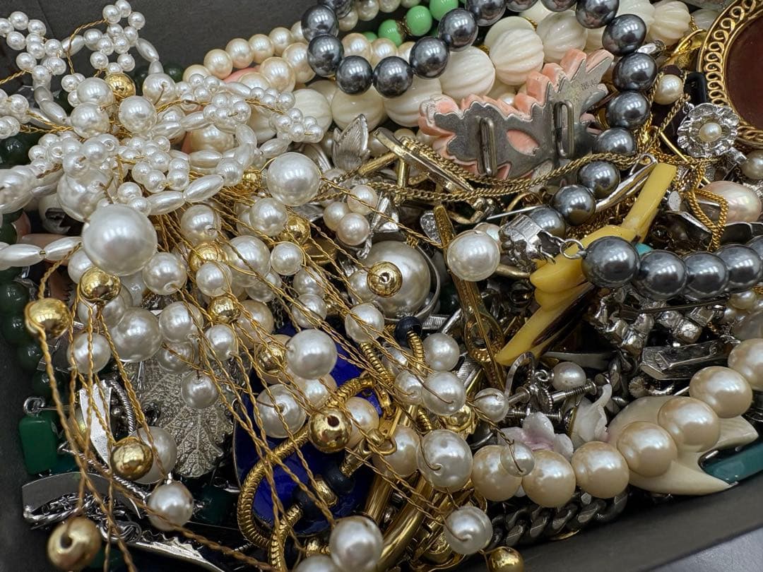 アクセサリー　ゴールド　シルバー　まとめ売り　980g