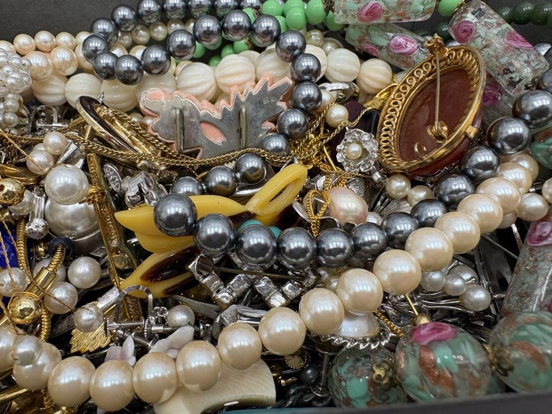 アクセサリー　ゴールド　シルバー　まとめ売り　980g