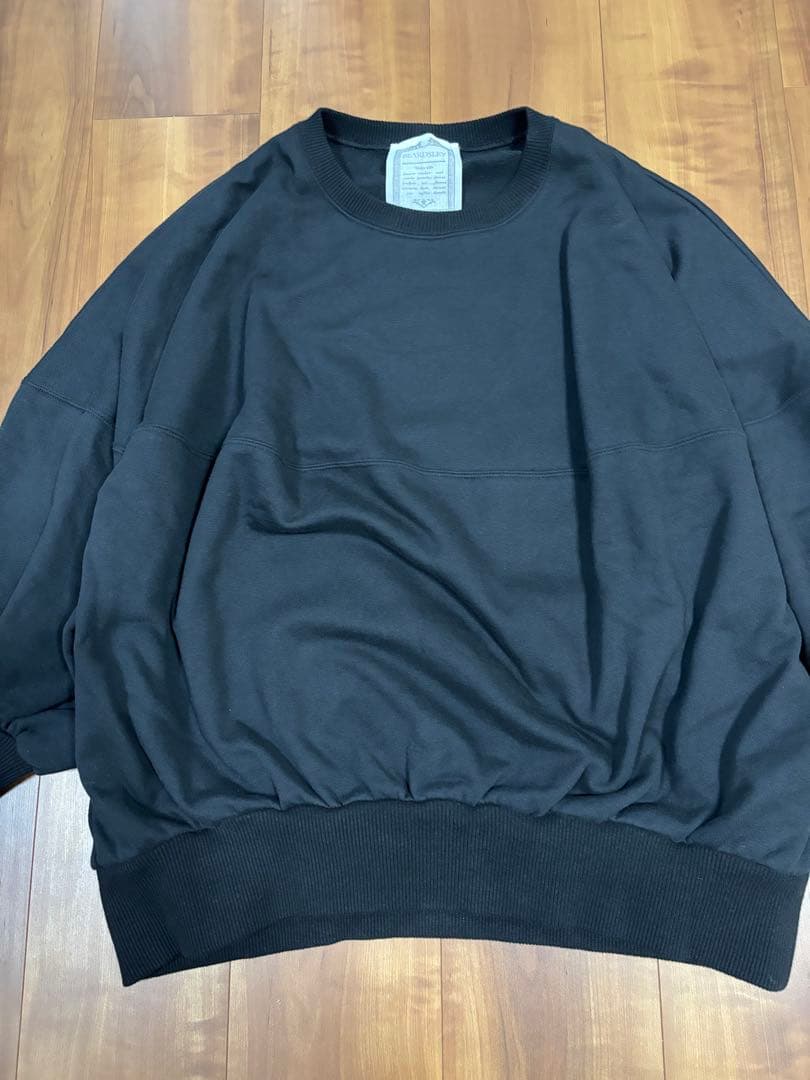 美品 BEARDSLEY ぷっくり裏毛カットソー スウェット 黒