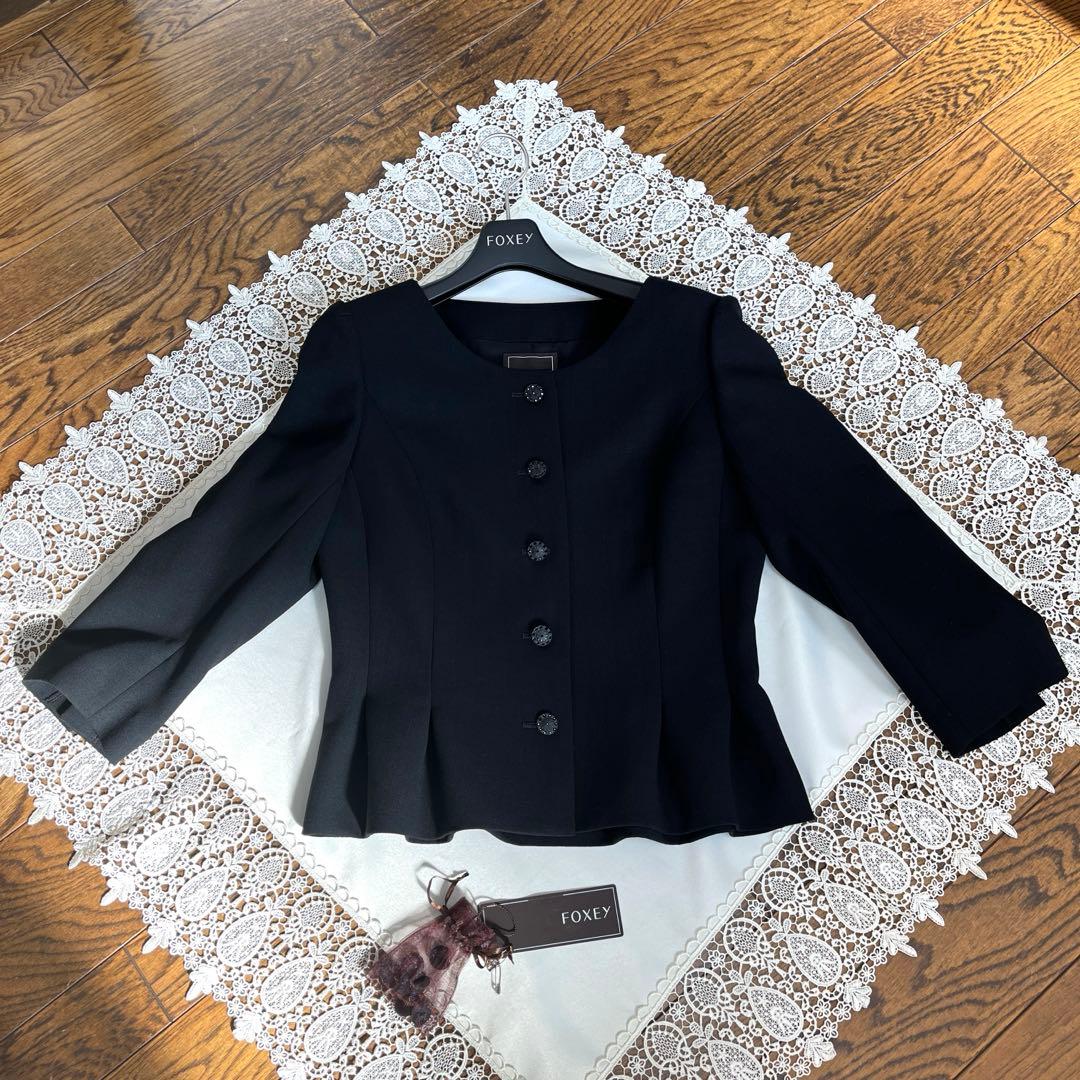 【タグ付き美品】FOXEY 黒ジャケット ウール100% 40サイズ
