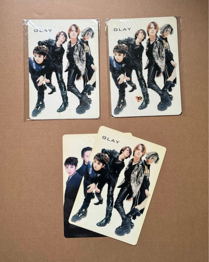 貴重品 GLAY CD VHS 初回特典 缶バッジ 下敷き ポストカード