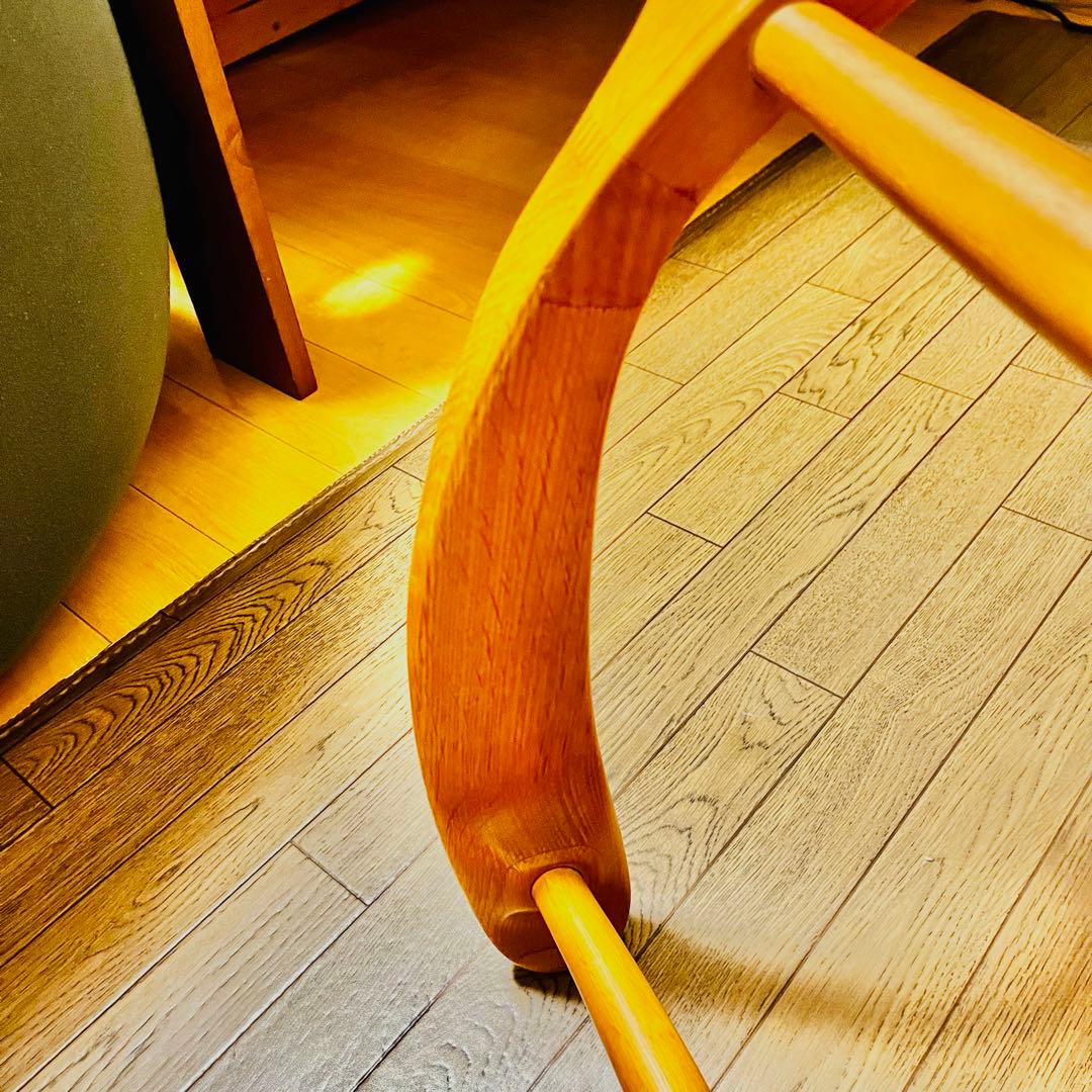 【美品】飛騨産業 HIDA クレセントアームチェア ウォールナット キツツキ①