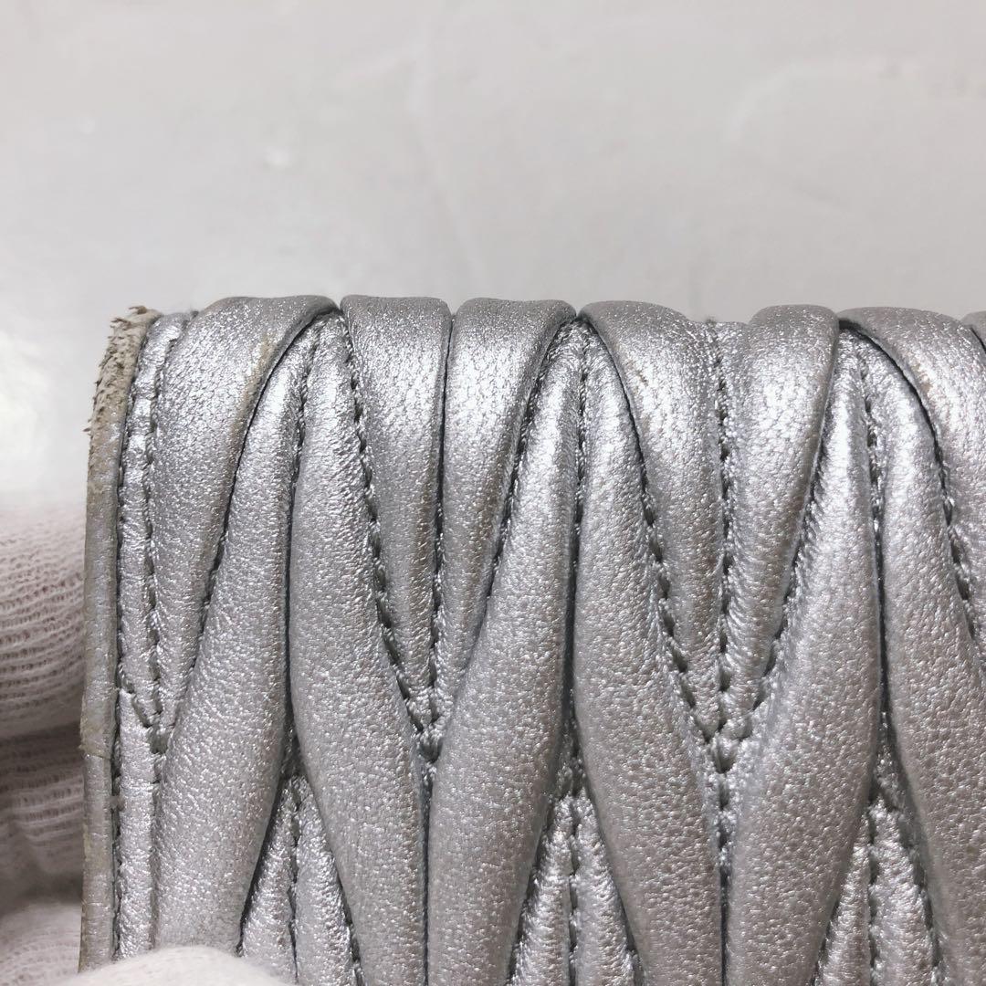 ☆miu miu☆ キーケース ６連 シルバー マテラッセ