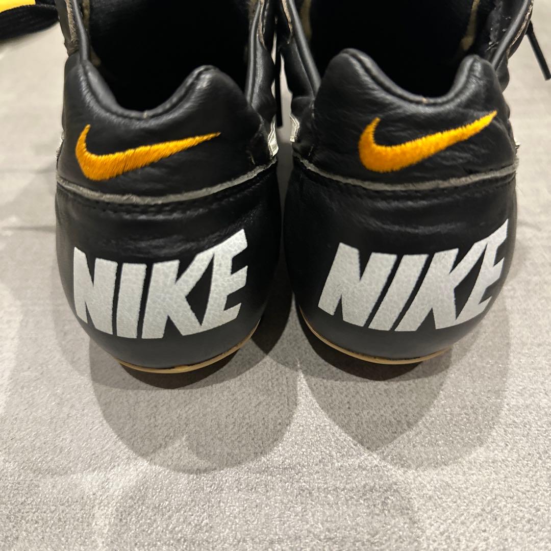 Nikeティエンポプレミア