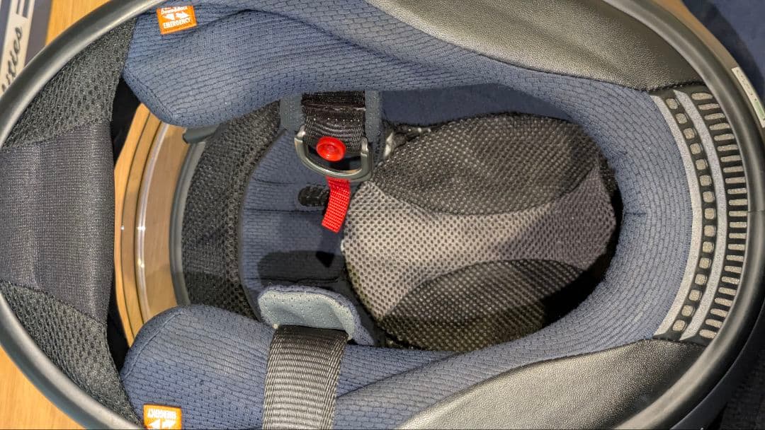 Arai アライ ASTRO-GX プラチナグレー Mサイズ