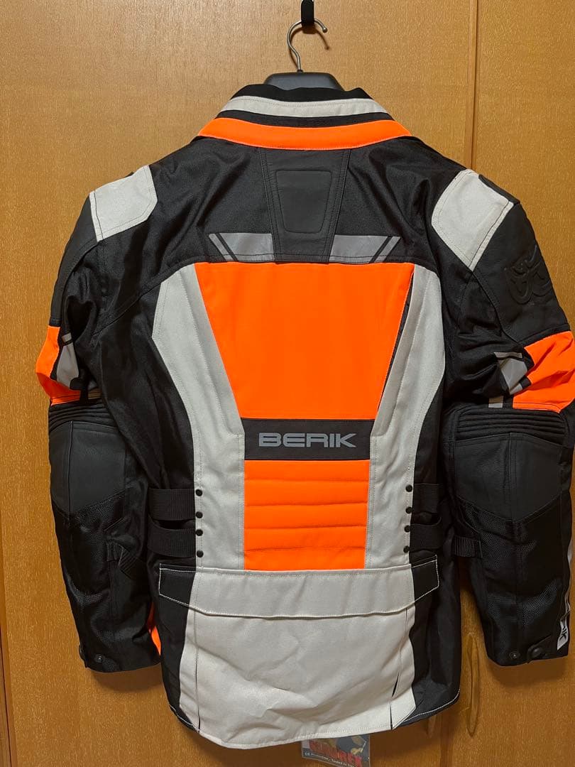 【新品未使用】BERIK2.0/ナイロンジャケット/52/XLサイズ/付属品有
