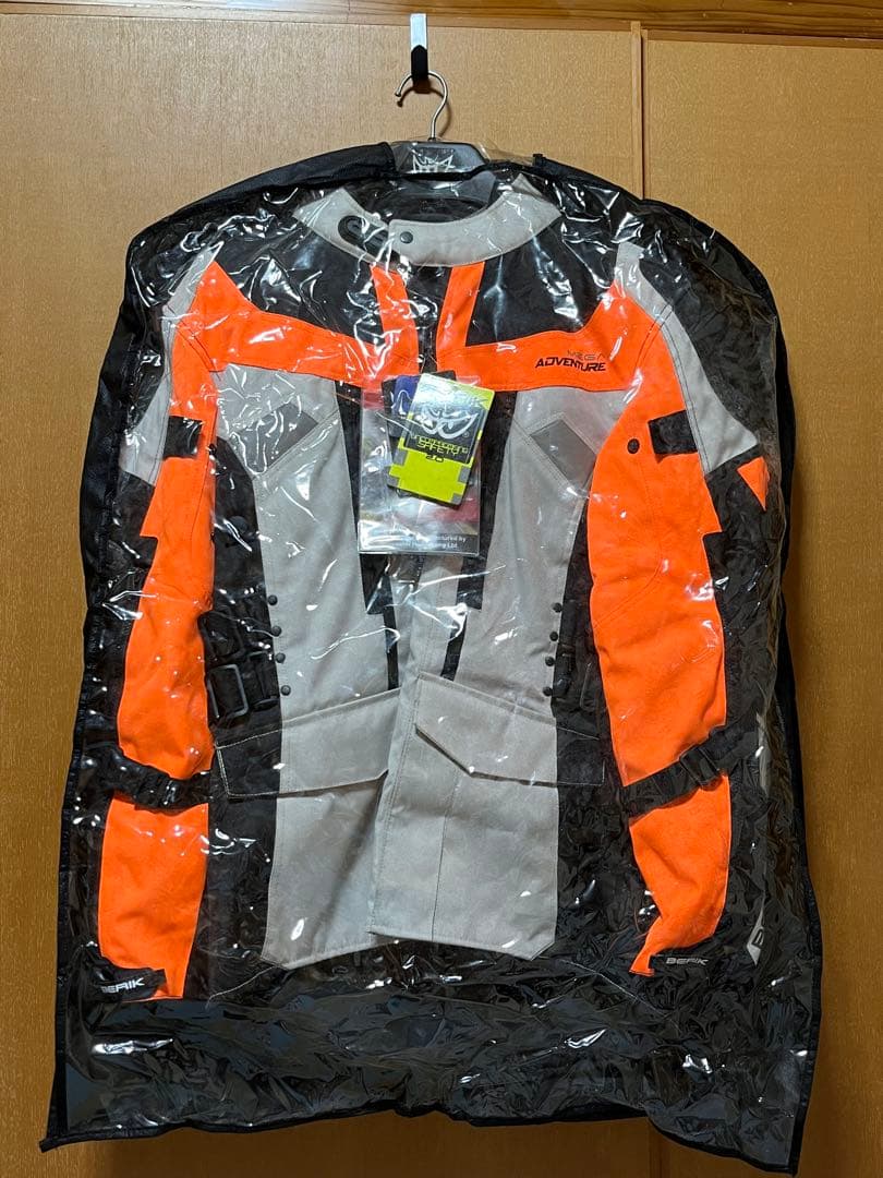 【新品未使用】BERIK2.0/ナイロンジャケット/52/XLサイズ/付属品有