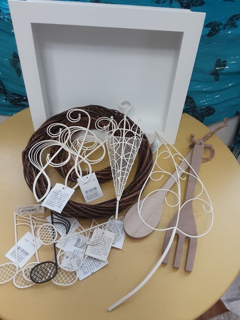 Clay.,東京堂フラワーアレンジ用花器+お正月飾り材料