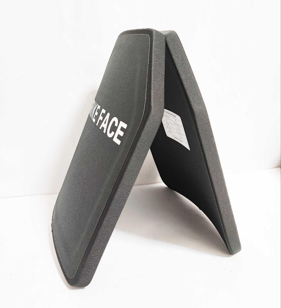 NIJ III レベル３ 防弾プレート 実物 2枚 セット PE製 Mサイズ