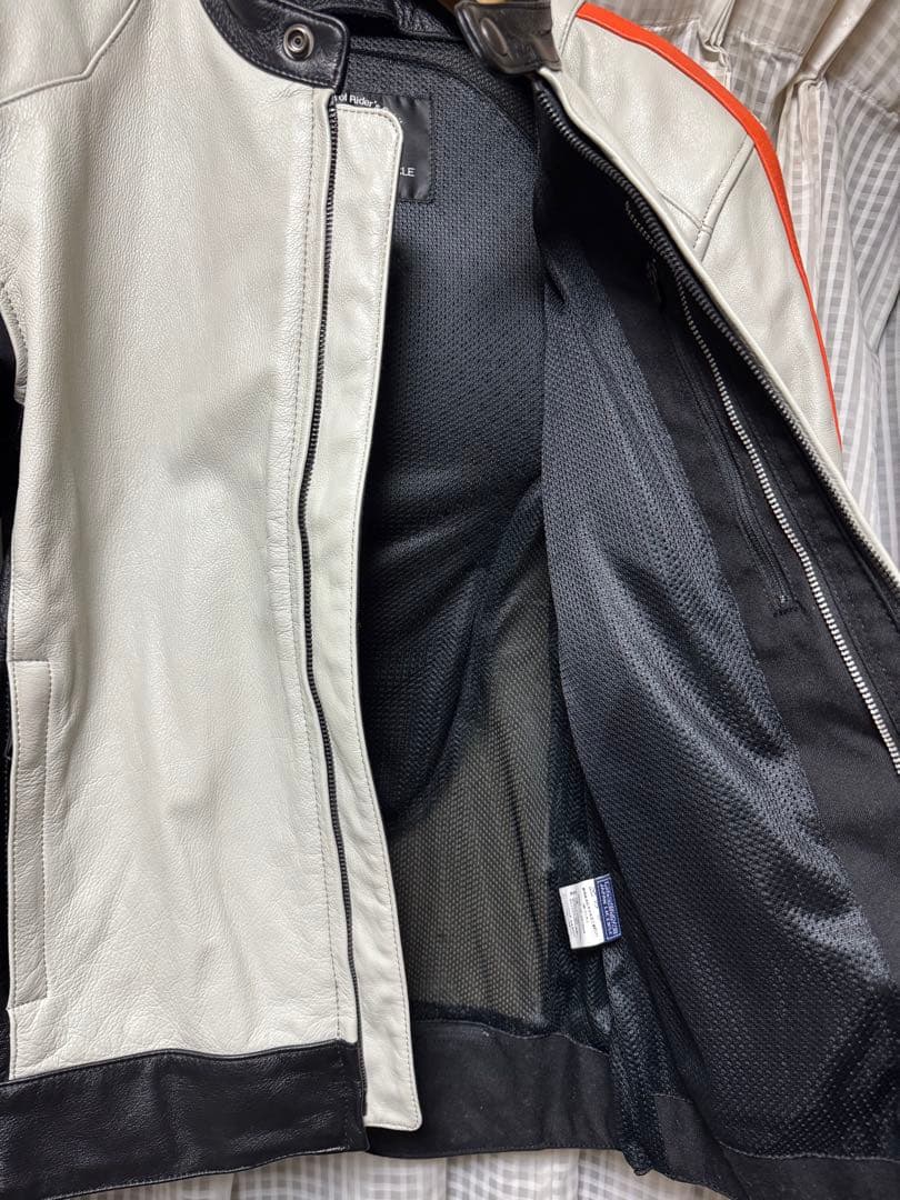 【試着のみ】値下げ！クシタニ レザージャケット 【Lサイズ】