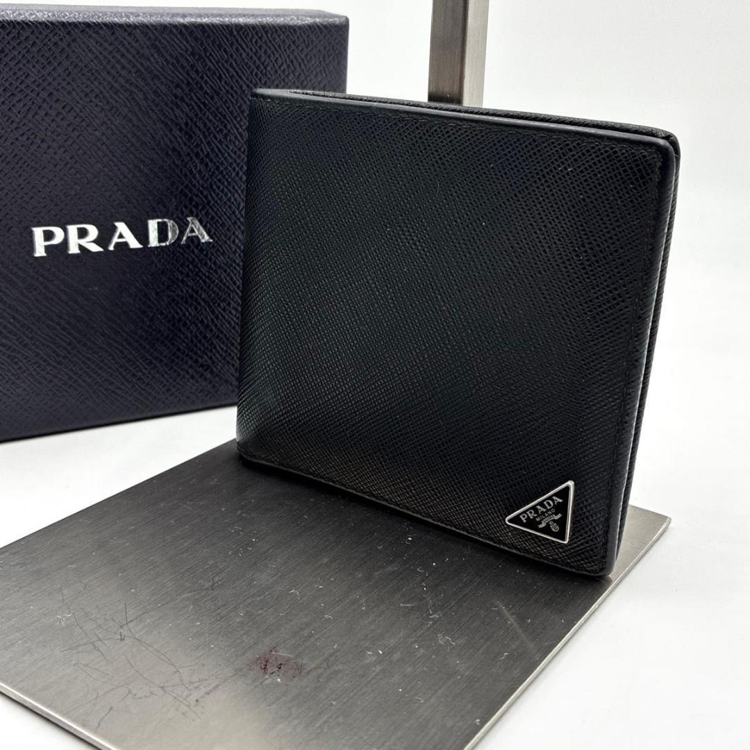 美品 プラダ サフィアーノ 三角ロゴ 二つ折り財布 コンパクト ブラック